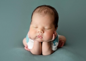 newborn photographer